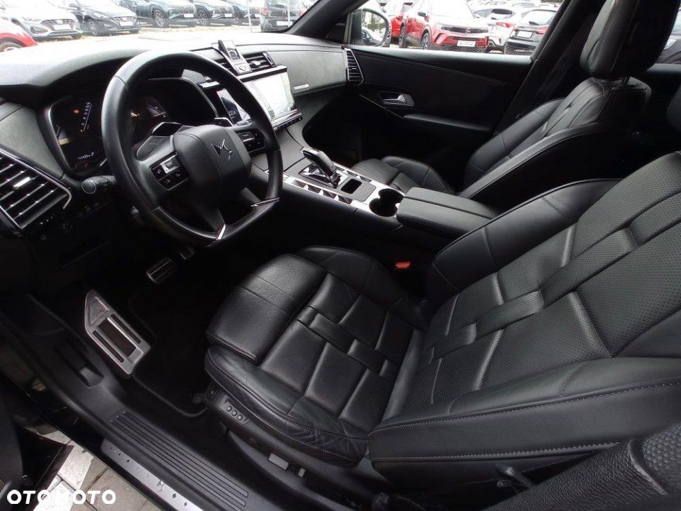 DS Automobiles DS 7 Crossback - 11