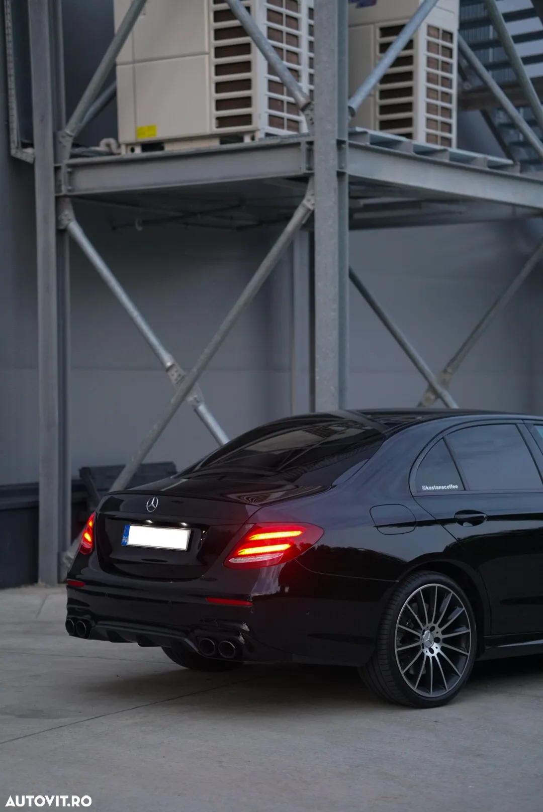 Mercedes-Benz E 43 AMG 4Matic 9G-TRONIC - 10