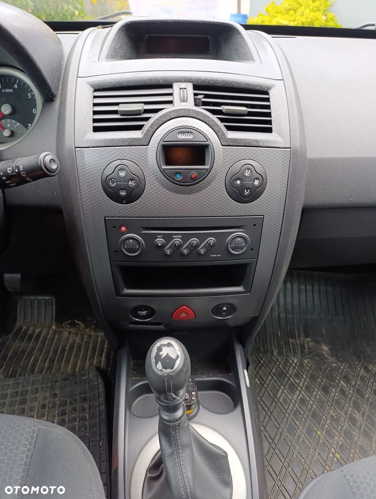 Renault Megane 1.9 dCi Luxe Dynamiq - 11