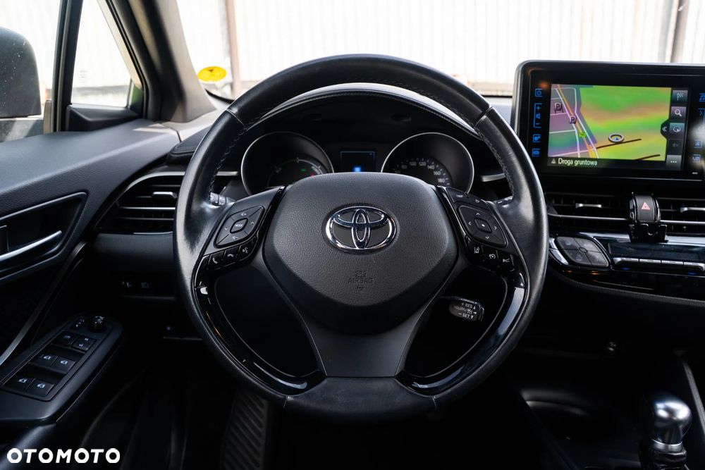 Toyota C-HR Business-Edition - 18