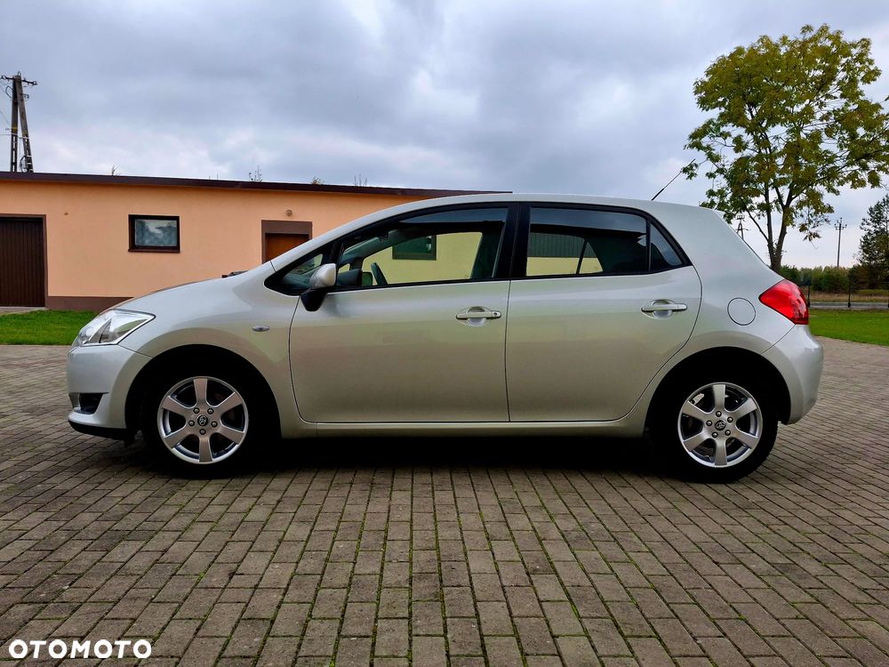 Toyota Auris 1.6 VVT-i Team - 6