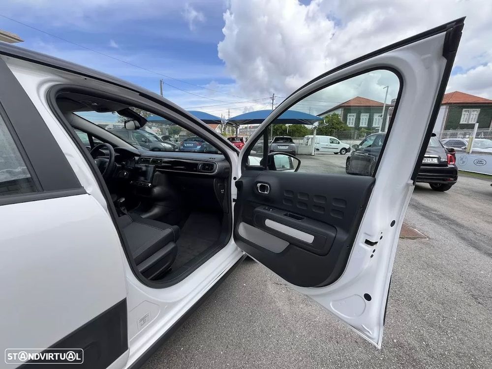 Citroën C3 1.2 PureTech Feel - 32
