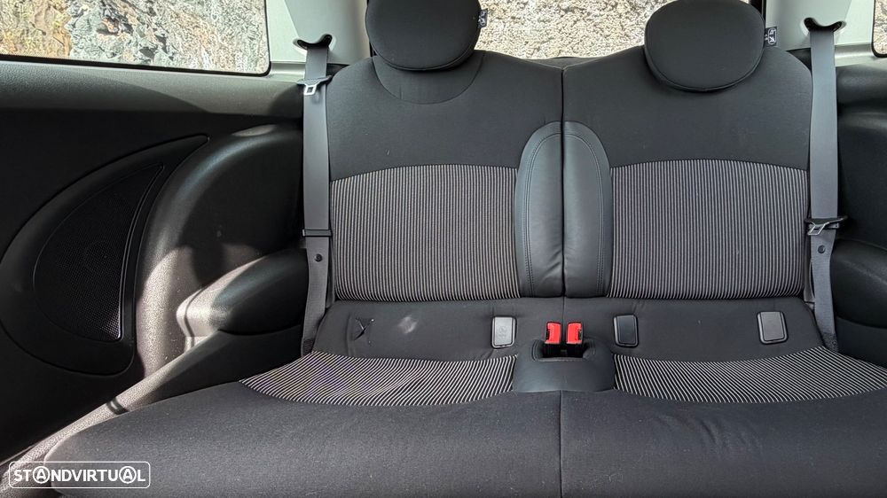 MINI 3 Portas Cooper S - 10