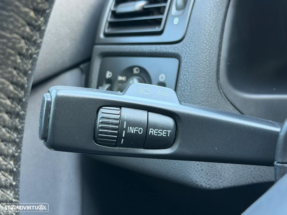 Volvo V50 1.6 D Nível 2 - 12