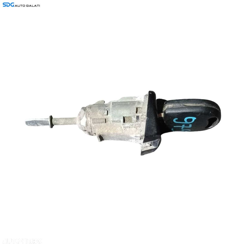 Butuc cu Cheie de la Usa Portiera Stanga Fata Volkswagen Polo 9N 9N2 2002 - 2008 [M9418] - 2