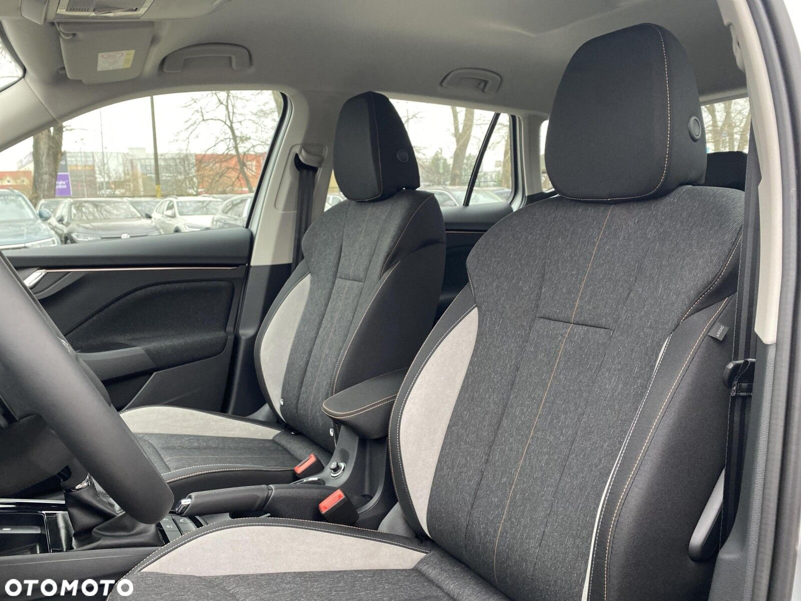Skoda Kamiq 1.0 TSI Selection DSG - 11