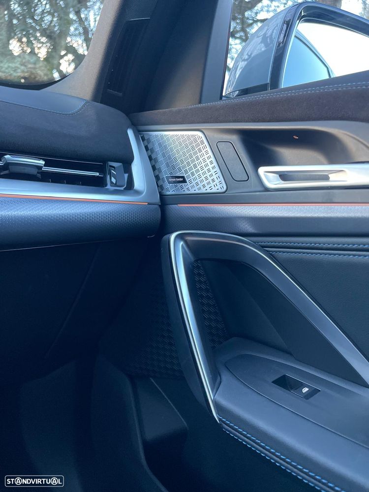 BMW iX2 xDrive30 Pack Desportivo M - 42