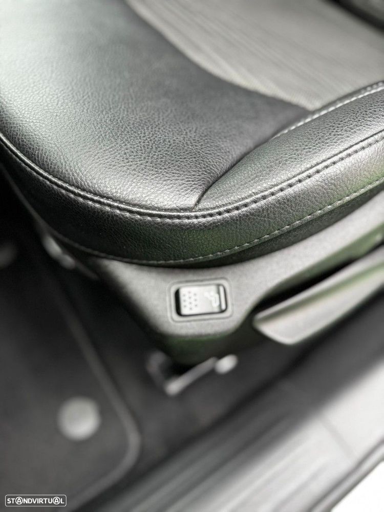 Jeep Compass 1.3 T Limited - 23