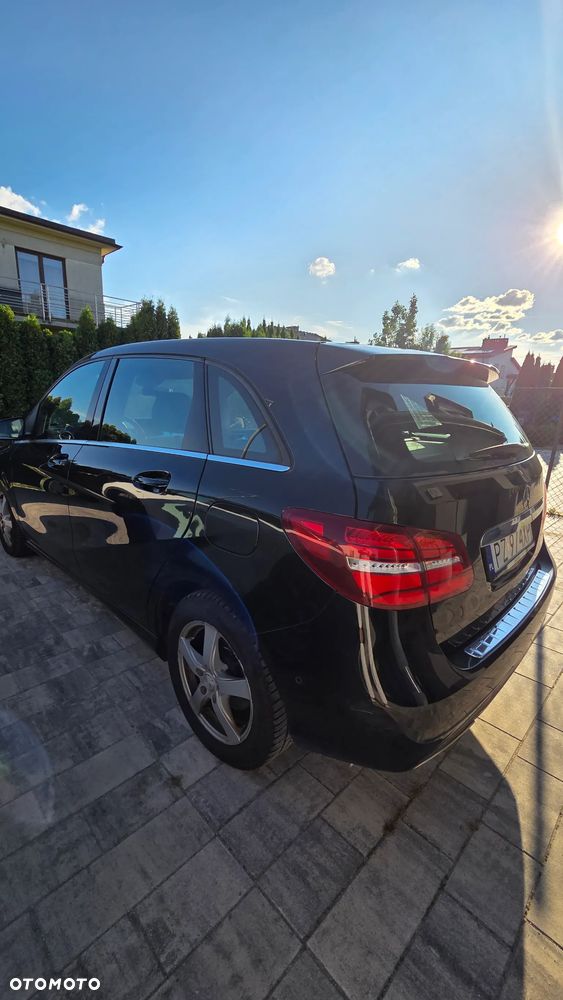 Mercedes-Benz Klasa B 200 (CDI) d - 6