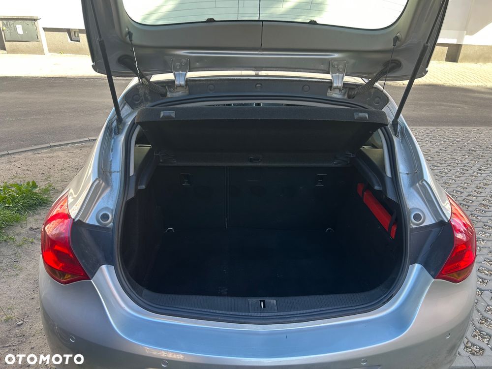 Opel Astra 1.4 Turbo - 12