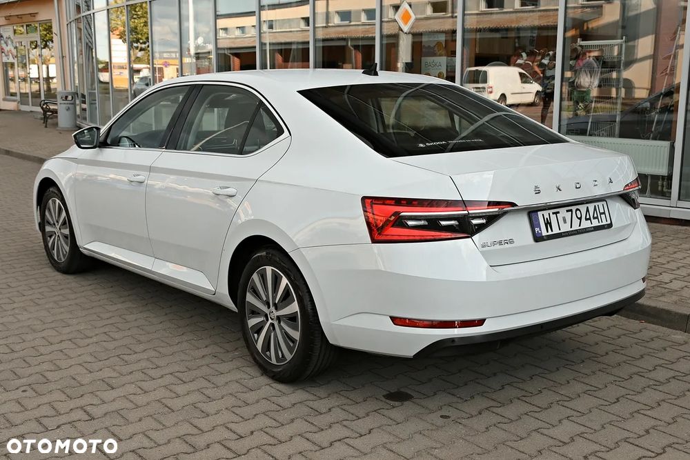 Skoda Superb 1.5 TSI Ambition DSG - 21