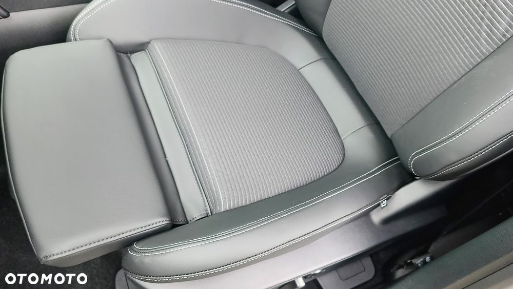 Ford Kuga 2.5 FHEV FWD Sound Edition eCVT - 25