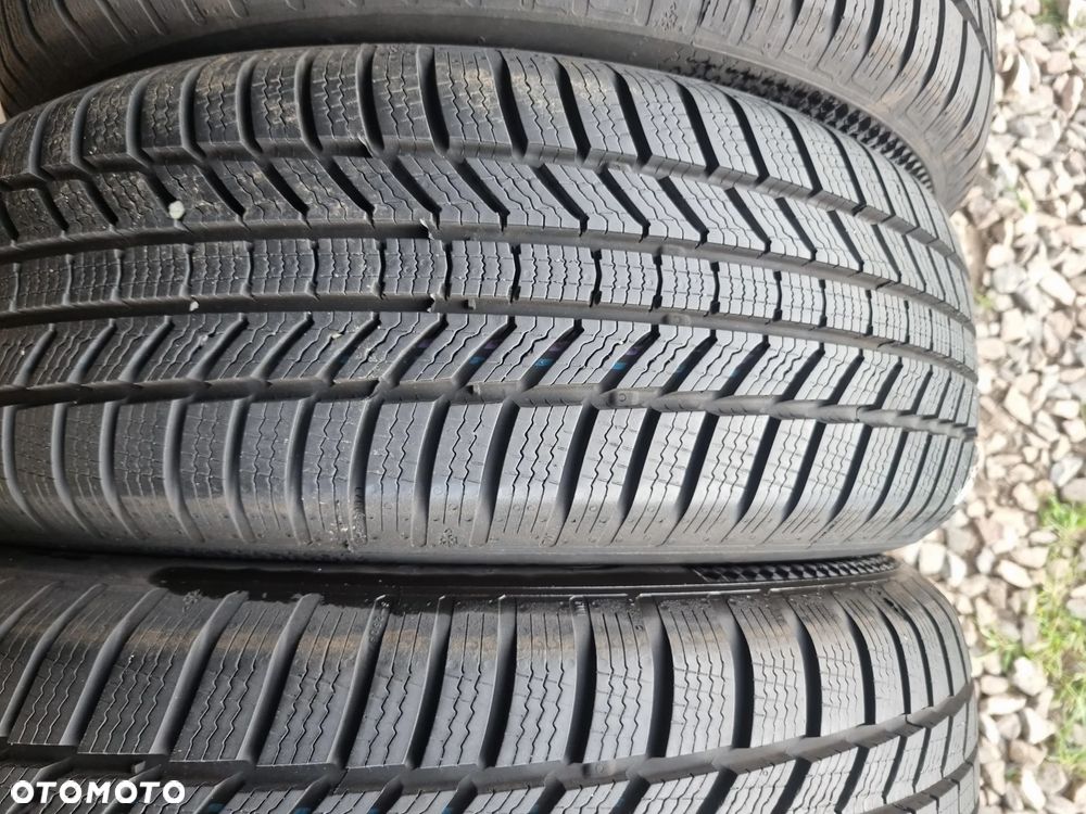 Opony CONTINENTAL WINTER CONTACT TS870P 205/60R16 92H 2025r,2x7,5mm super - 2