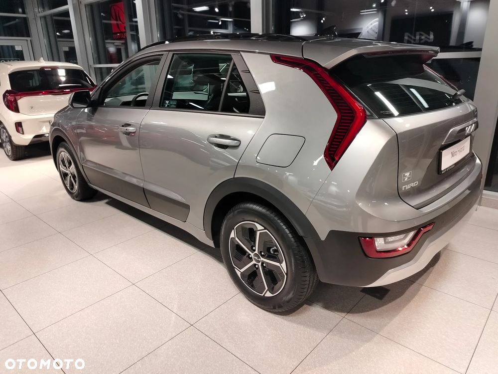 Kia Niro 1.6 GDI Hybrid M - 5