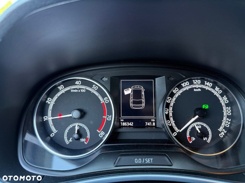 Skoda Fabia 1.0 TSI Ambition DSG - 13