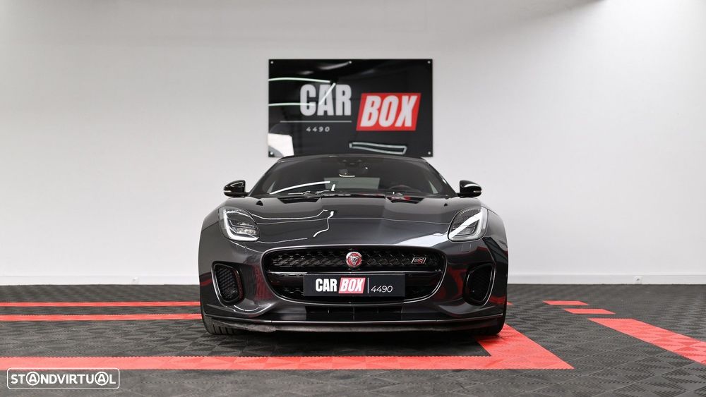 Jaguar F-Type 2.0 i4 Chequered Flag - 2