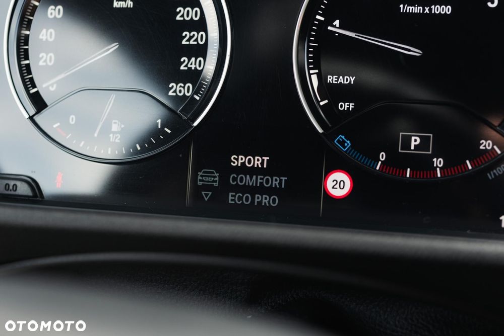 BMW X2 sDrive18i GPF Advantage - 27