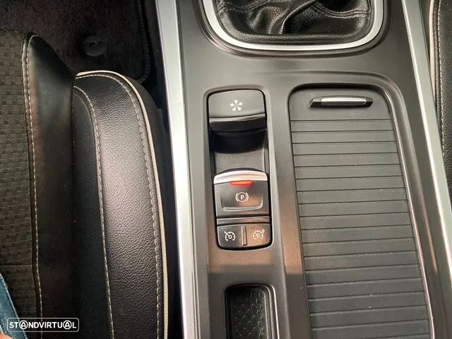 Renault Mégane 1.6 dCi Bose Edition SS - 29