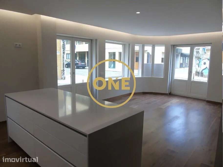 Excelente Apartamento T3 novo a 30 mts da Praia na Póvoa de Varzim!!! - Grande imagem: 2/15