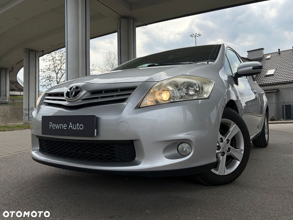 Toyota Auris 1.6 2010 - 8