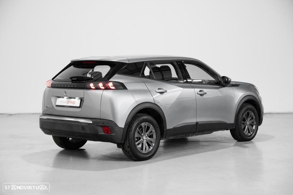 Peugeot E-2008 2021 photo 3