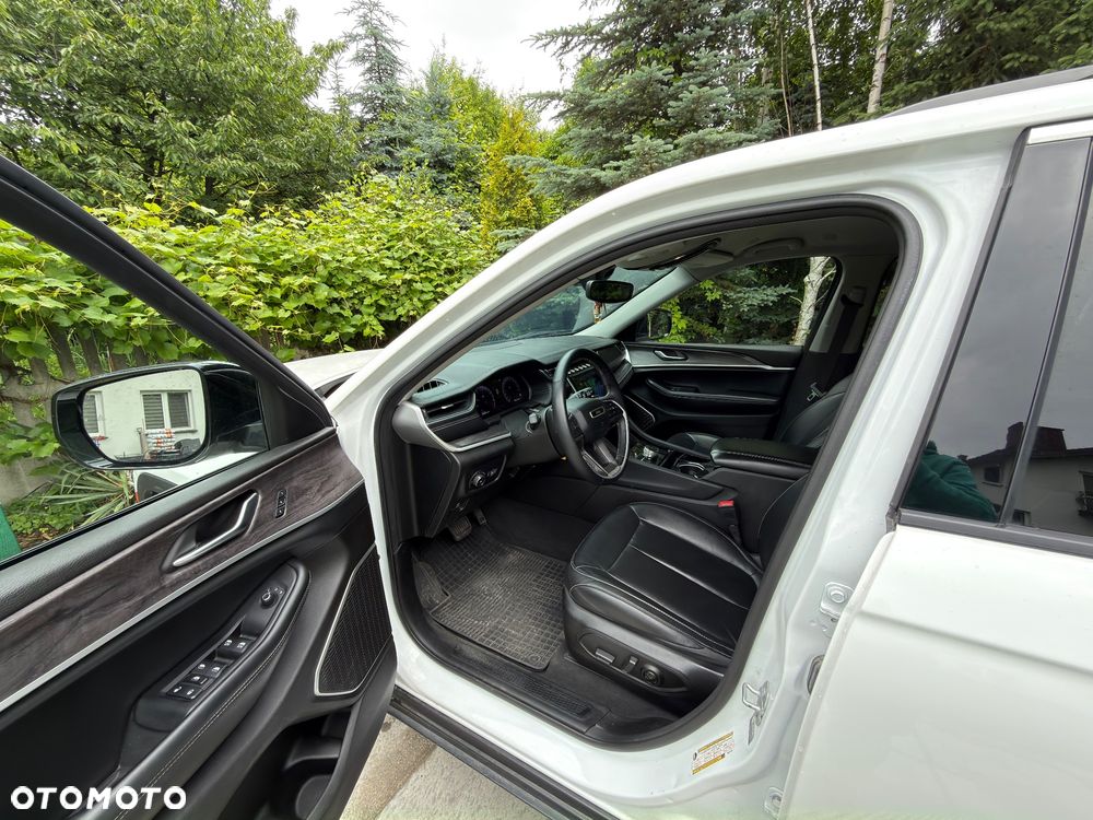 Jeep Grand Cherokee - 18