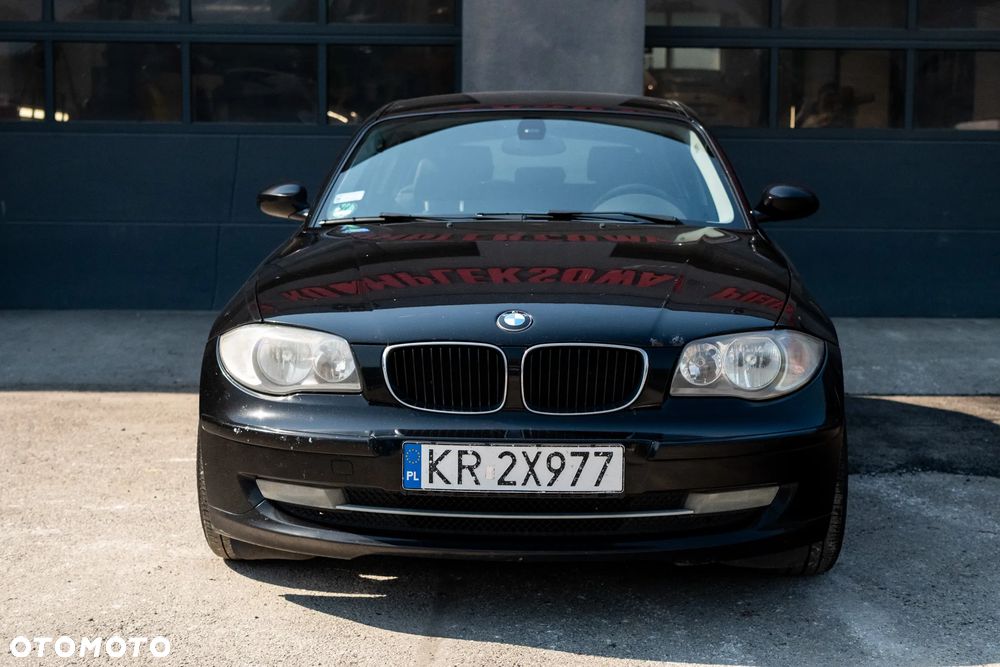 BMW Seria 1 120d DPF - 25