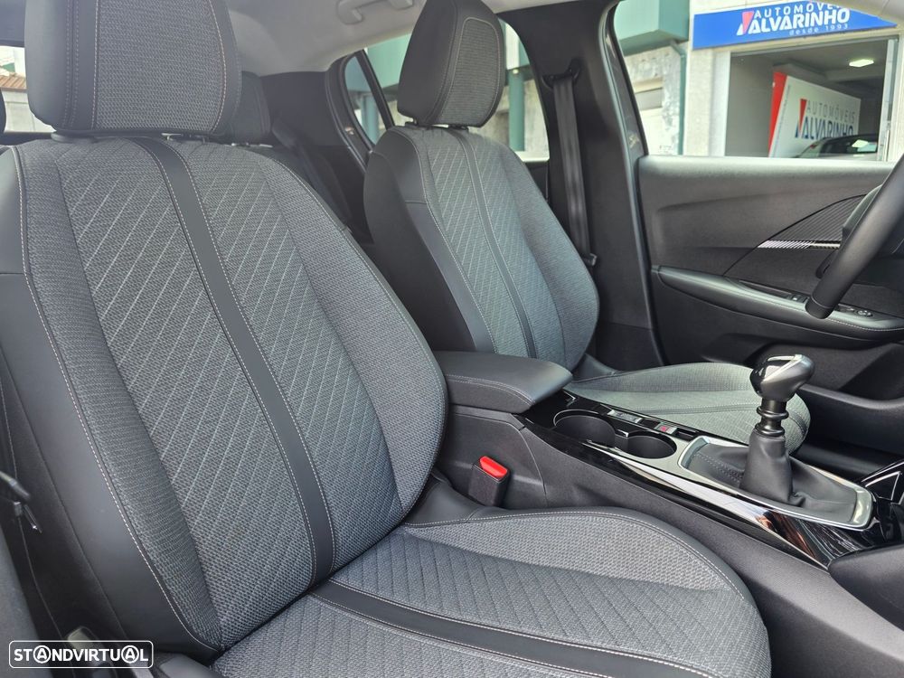 Peugeot 208 1.2 PureTech Allure Pack - 20