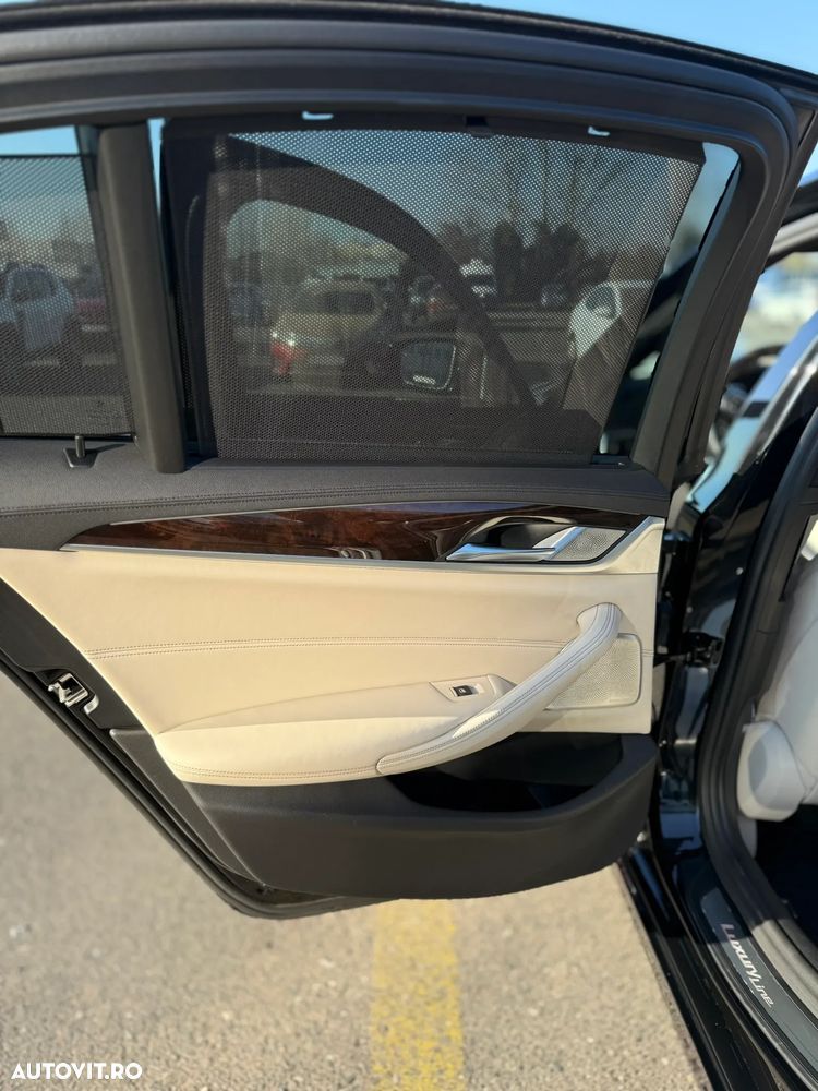 BMW Seria 5 530d xDrive Aut. Luxury Line - 24