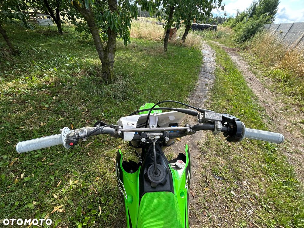 Kawasaki KX - 17