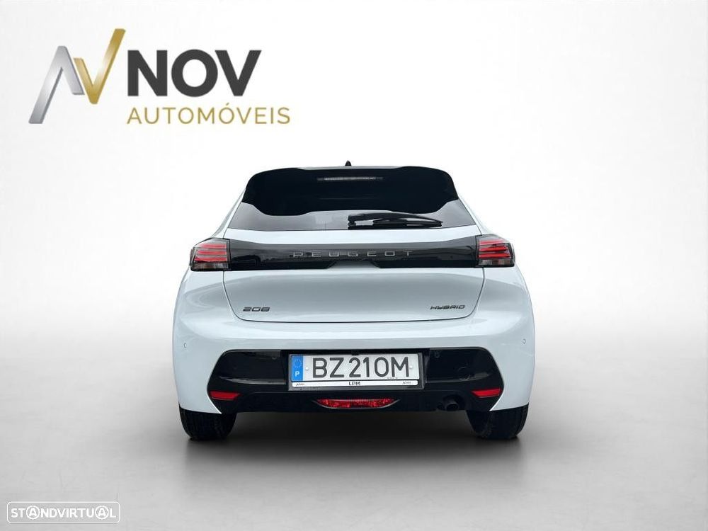 Peugeot 208 - 3