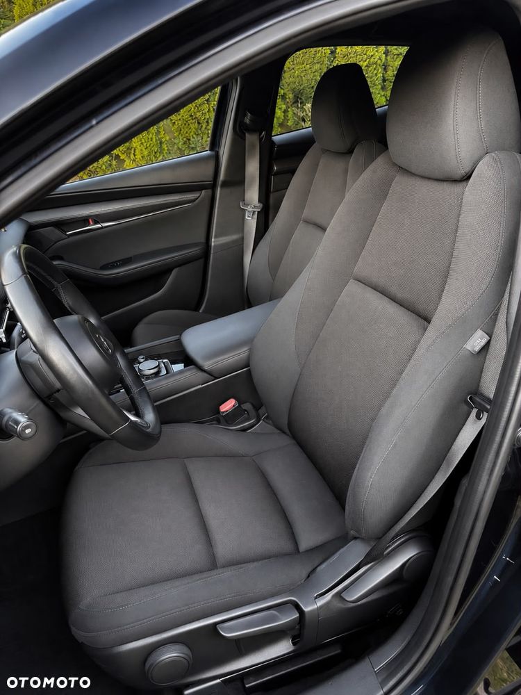 Mazda 3 e-SKYACTIV-G 2.0 M HYBRID - 26
