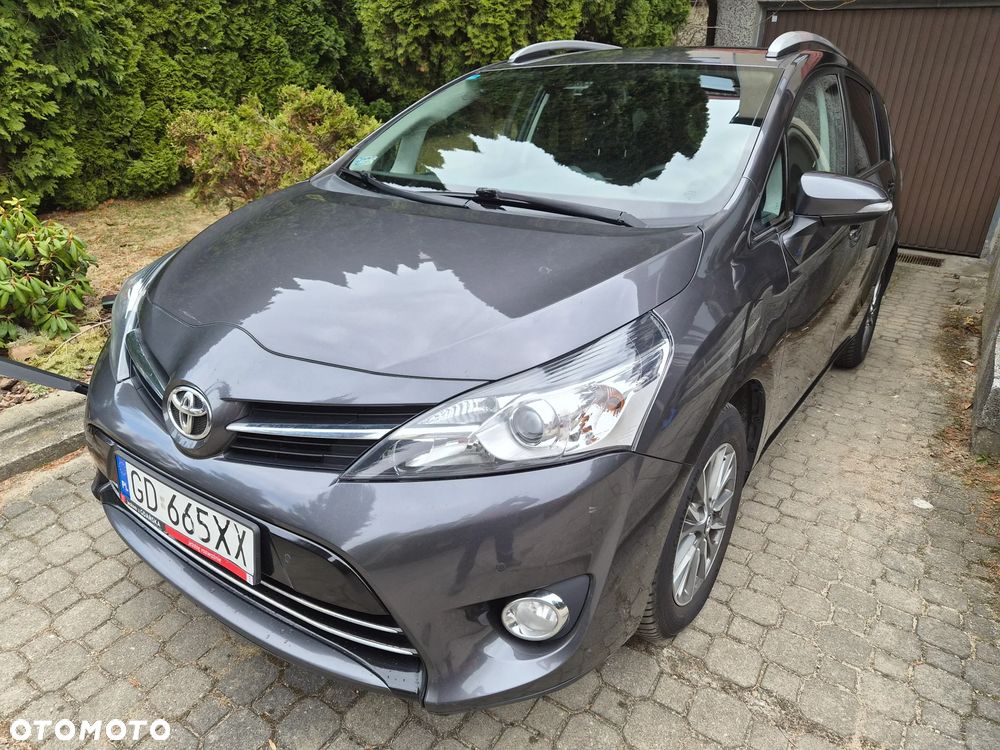 Toyota Verso 1.8 Premium MS 7os EU6 - 4