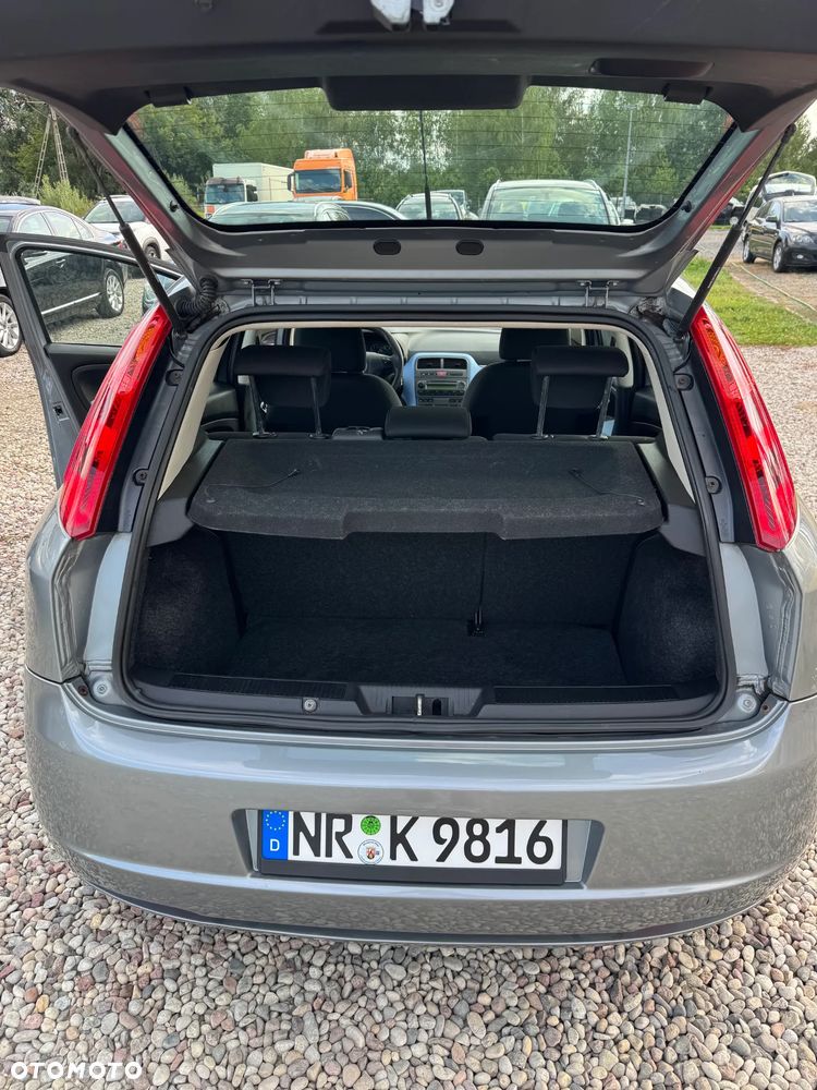 Fiat Punto 1.4 16V Emotion - 8
