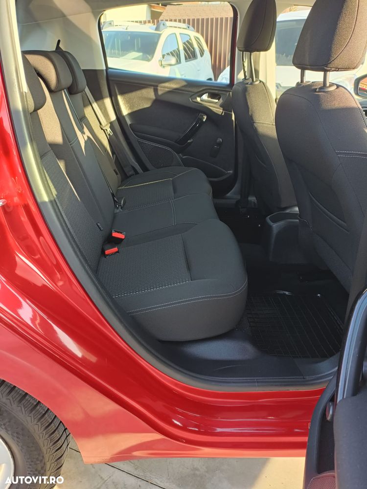 Peugeot 208 ver-puretech-110-stop-start-allure - 5