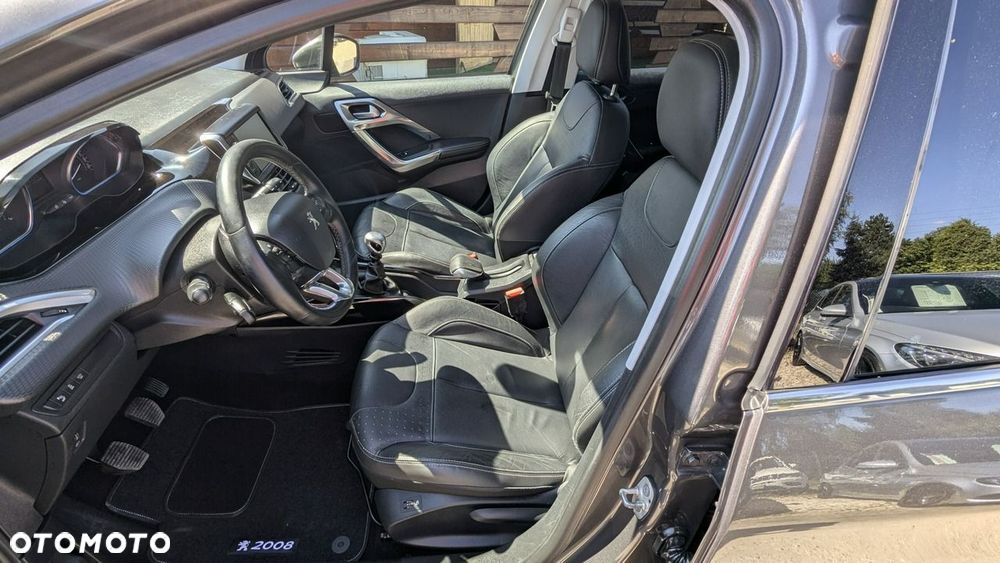 Peugeot 2008 - 16