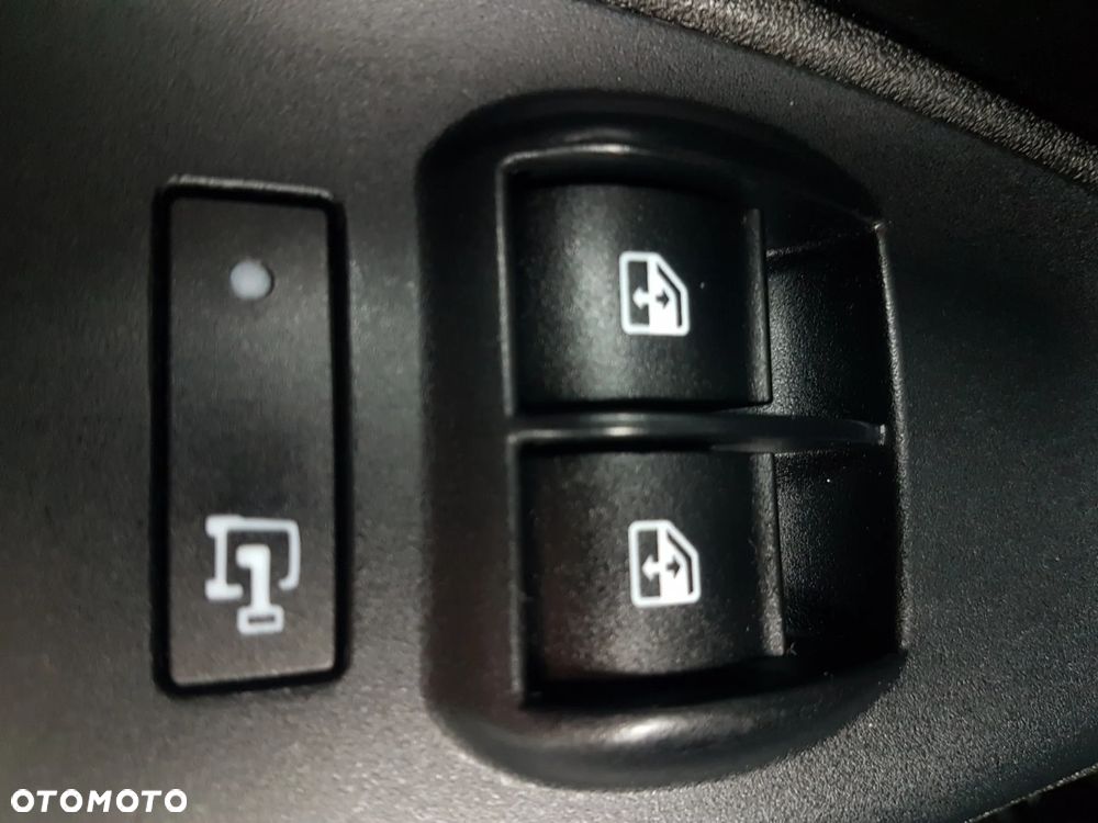 Fiat DOBLO MAXI L2H1 DŁUGI KLIMA BLASZAK VAN FURGON KRAJOWY 6-BIEGÓW MANUAL - 9