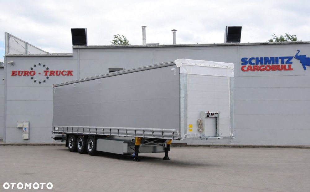 Schmitz Cargobull SCS, Kurtyna - 1