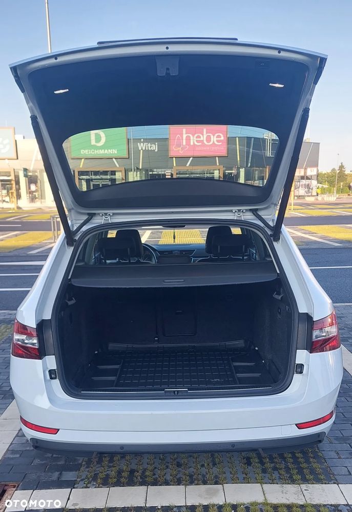 Skoda Superb 2.0 TDI Ambition DSG7 - 16