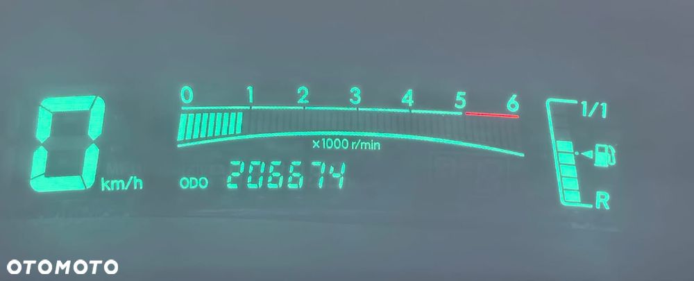 Toyota Yaris - 9