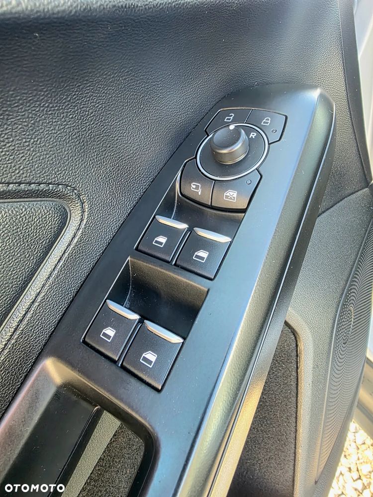 Ford Focus 1.5 EcoBlue Active Business - 6