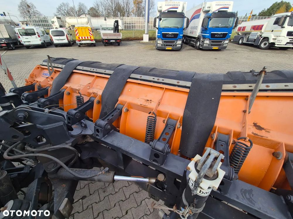 Mercedes-Benz Axor 18.33 4X4 / HAKOWIEC / PŁUG ŚNIEŻNY / SCHMIDT / BLOKADY MOSTÓW / ODRESTAUROWANY / SERWISOWANY / 1 WŁ. / UDT I TRANSPORT MOŻLIWY - 35