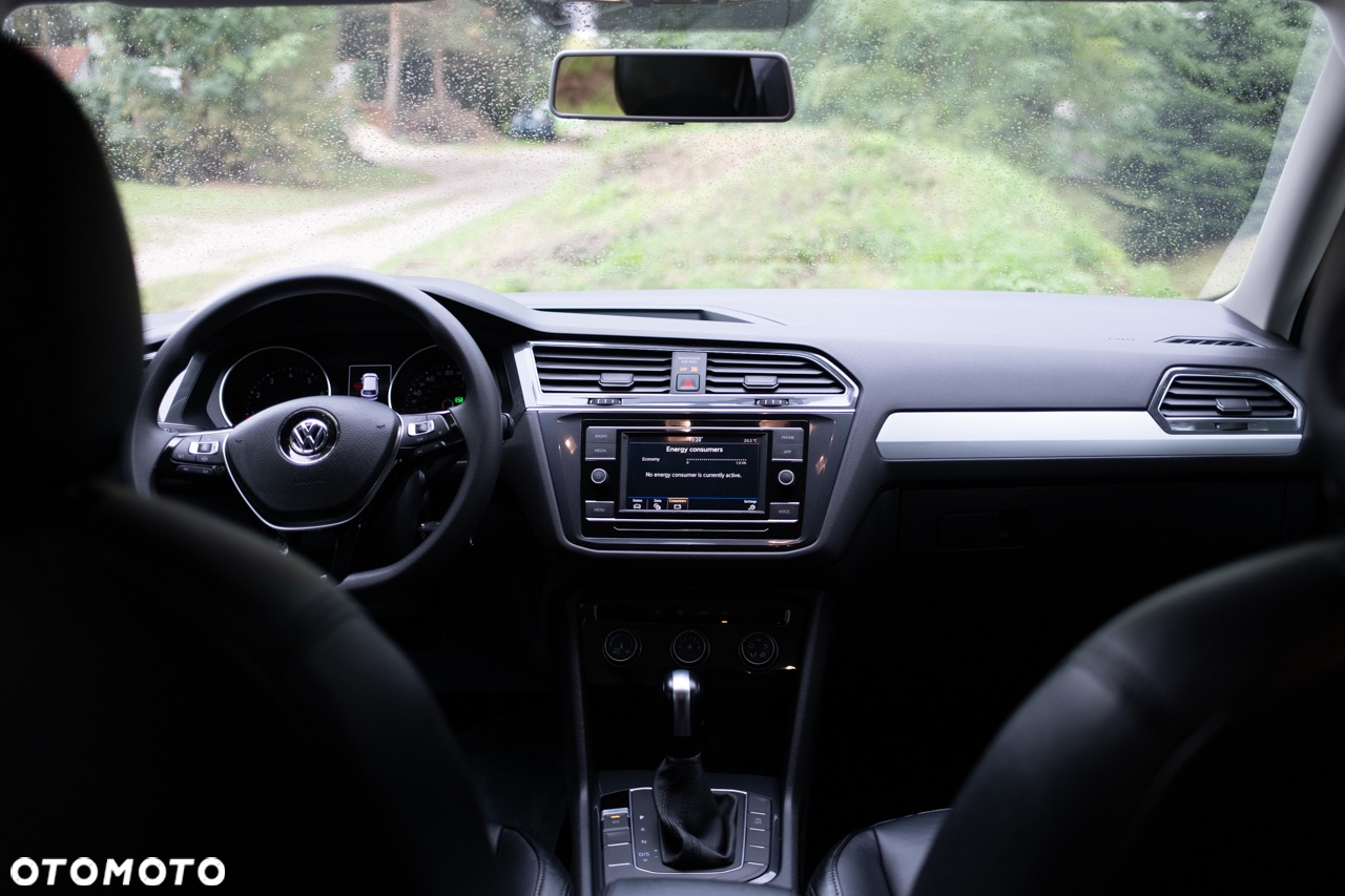 Volkswagen Tiguan - 10