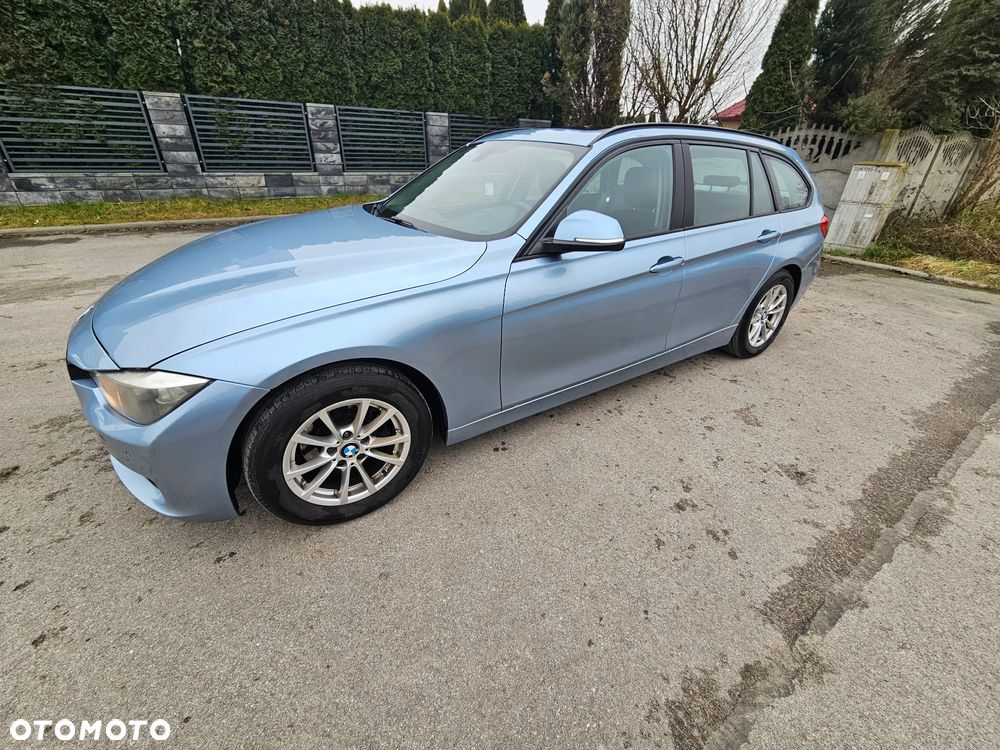 BMW Seria 3 318d - 9