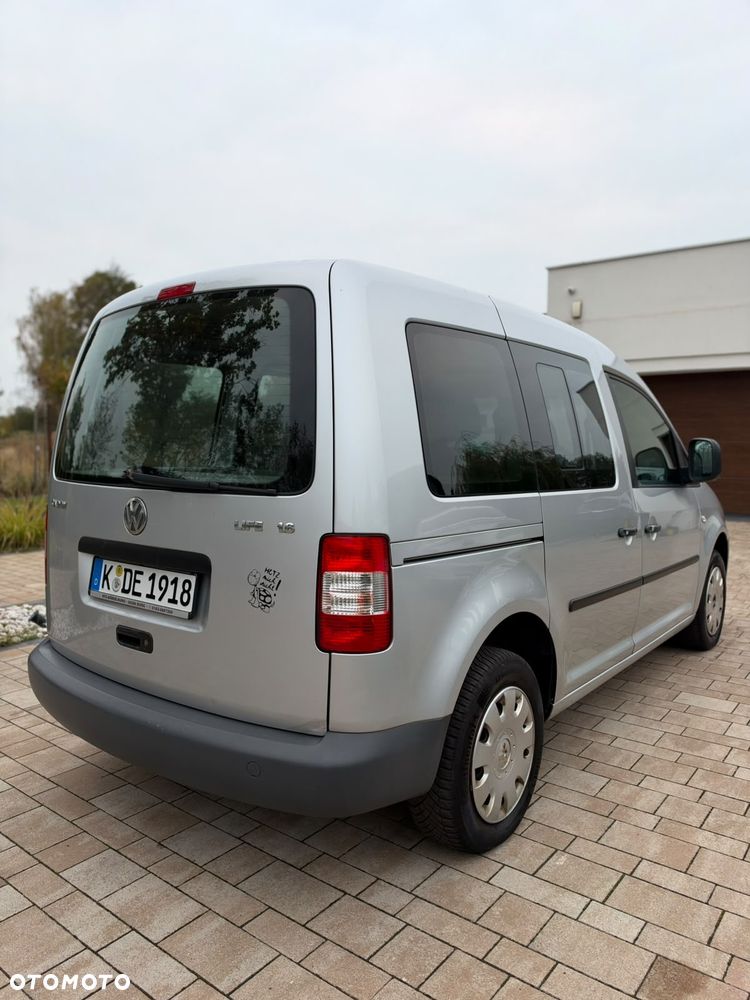 Volkswagen Caddy - 9