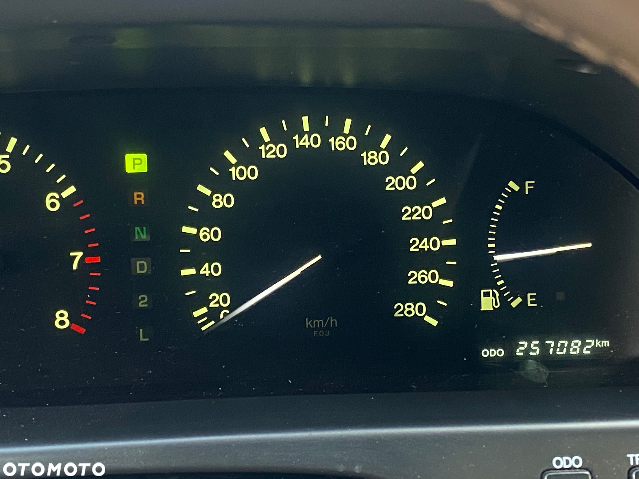 Lexus LS 400 - 21