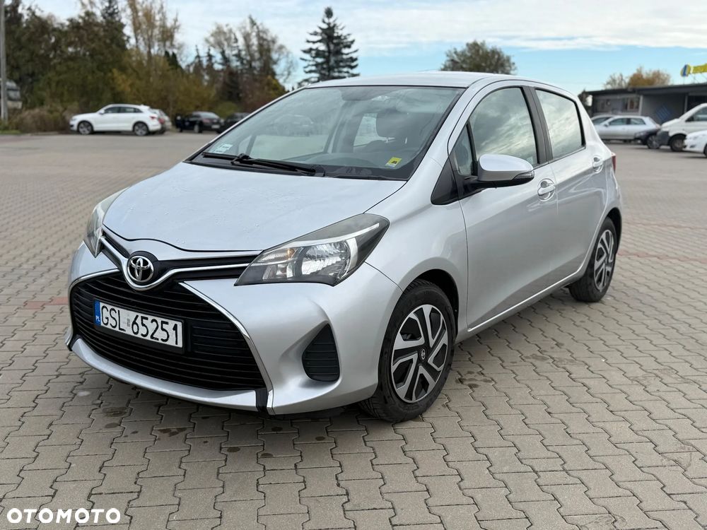 Toyota Yaris 1.0 Premium - 1