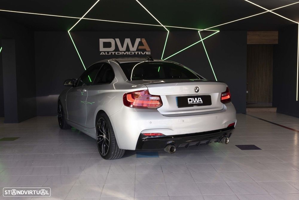 BMW 218 d Coupe Pack M - 4