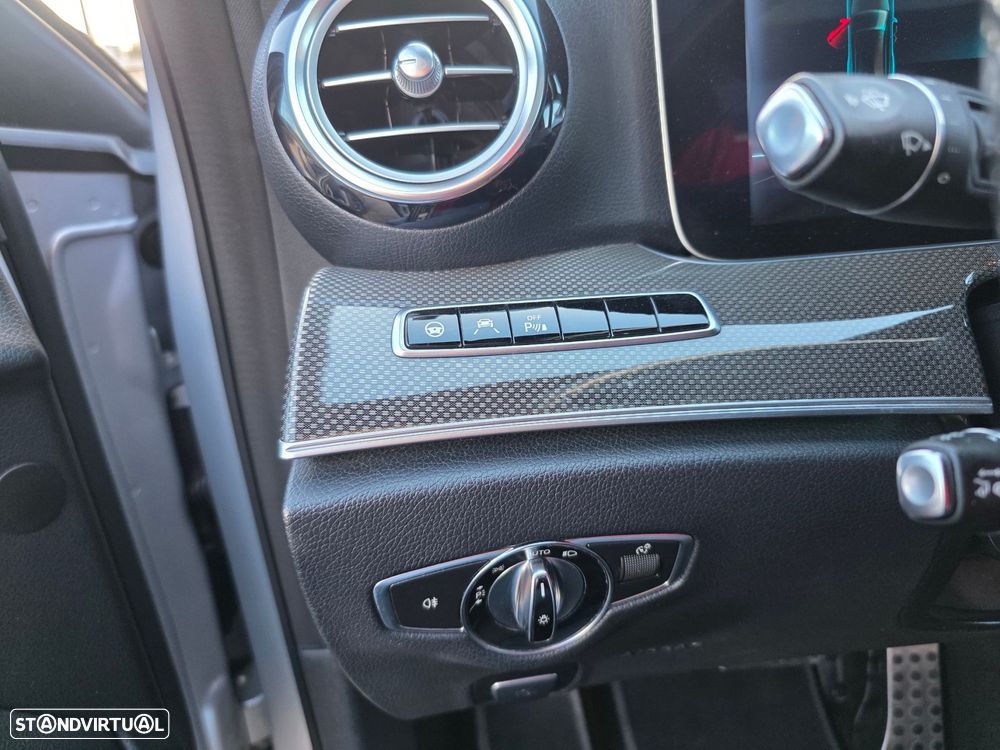 Mercedes-Benz E 220 - 19