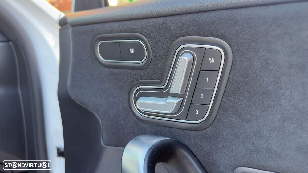 Mercedes-Benz A 250 - 10